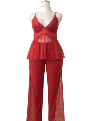 بجامة لانجري في دانتيل